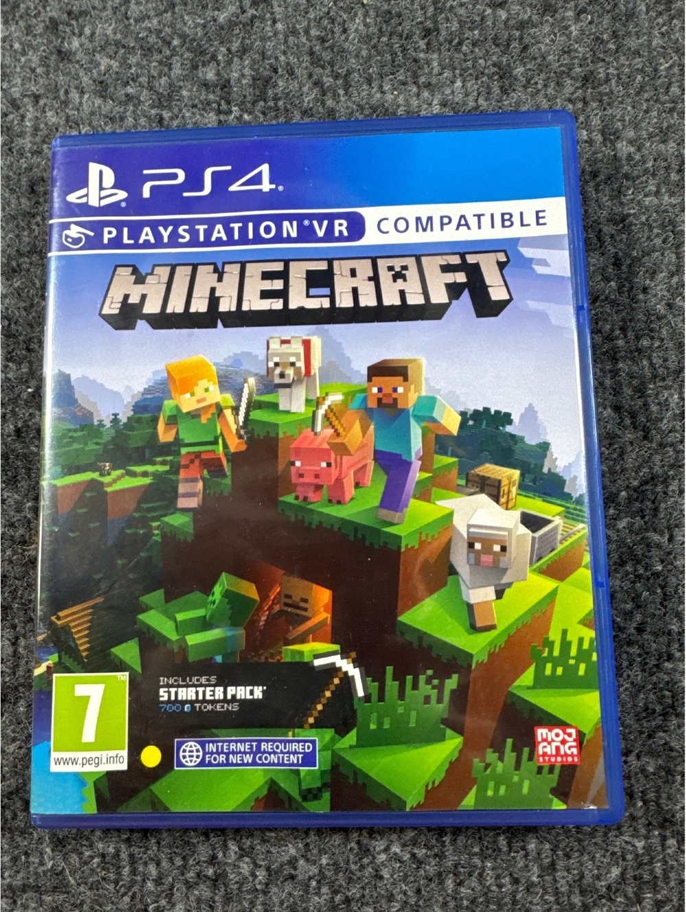 Minecraft PS4 PlayStation 4 PSVR Compatible Video Game Starter Pack Mojang